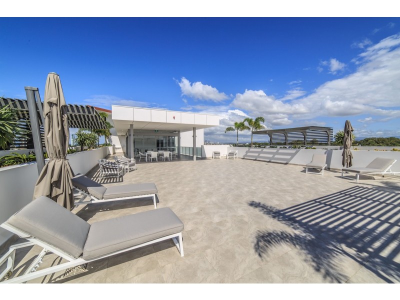 401/30 Brighton Parade, Southport QLD 4215