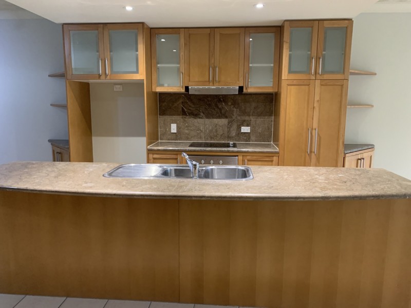 9/31 Railway Street, Southport QLD 4215