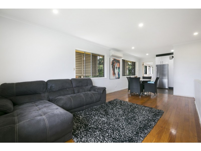 9 Ikana Court, Southport QLD 4215