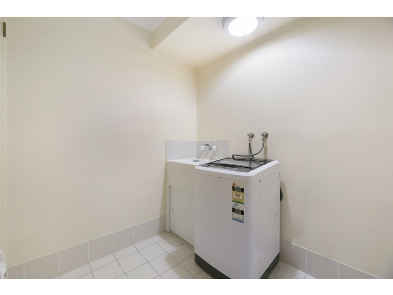 20/503 Pine Ridge Road, Biggera Waters QLD 4216