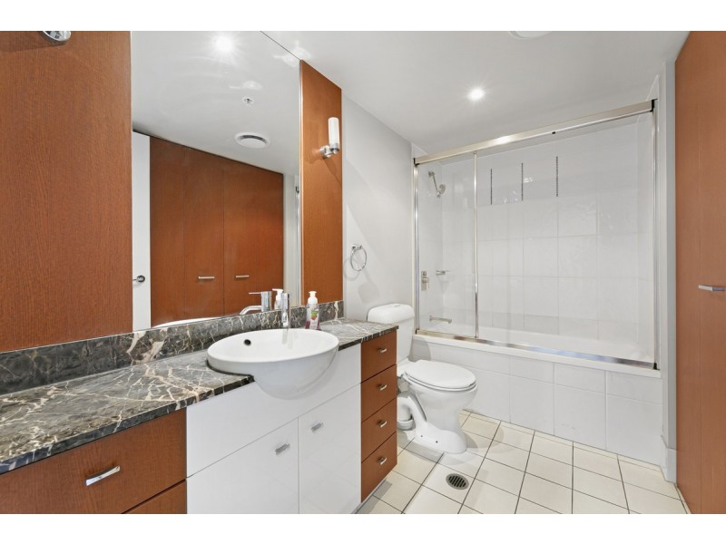 3355/23 Ferny Avenue, Surfers Paradise QLD 4217