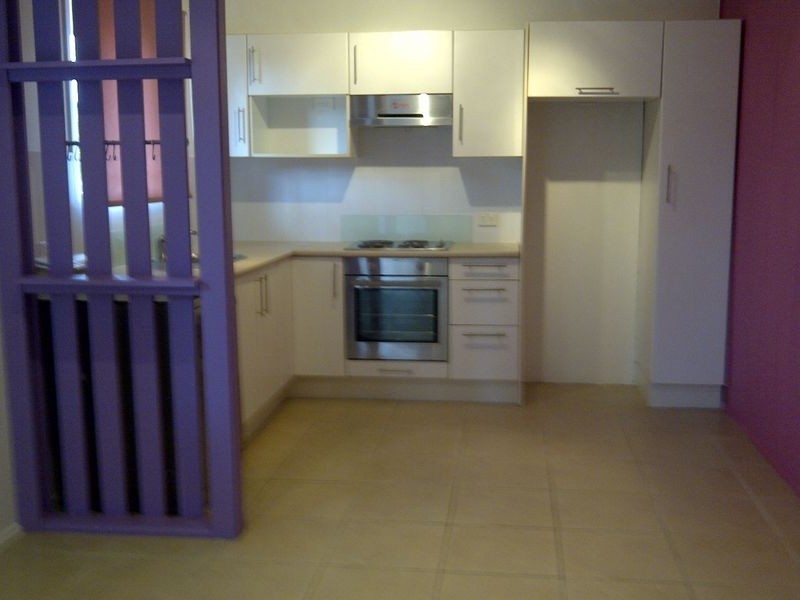 3/37 North Street, Southport QLD 4215