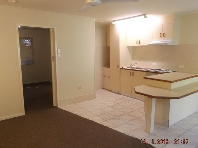 3/13 Walton Street, Southport QLD 4215