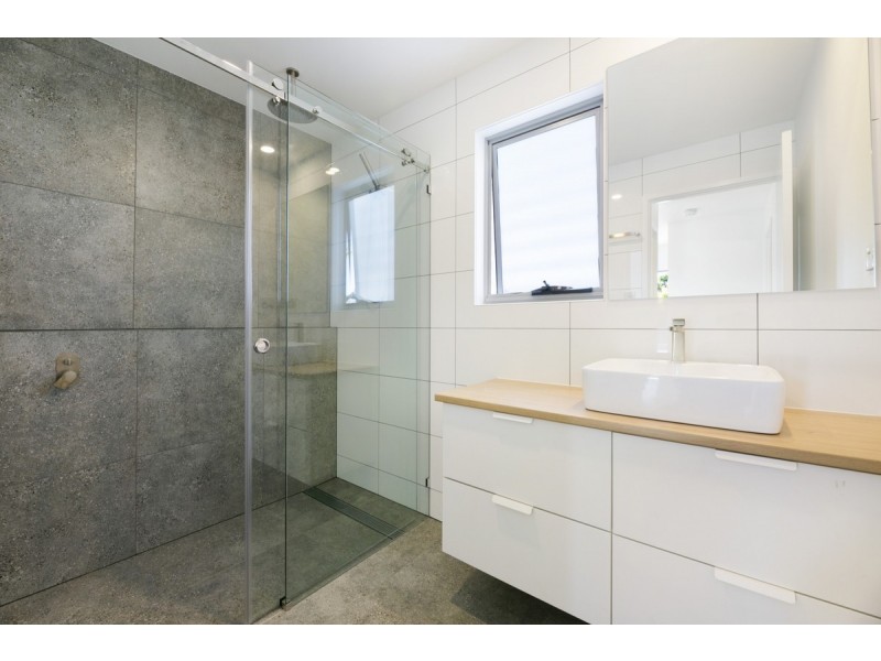 8 Margaret Street, Southport QLD 4215