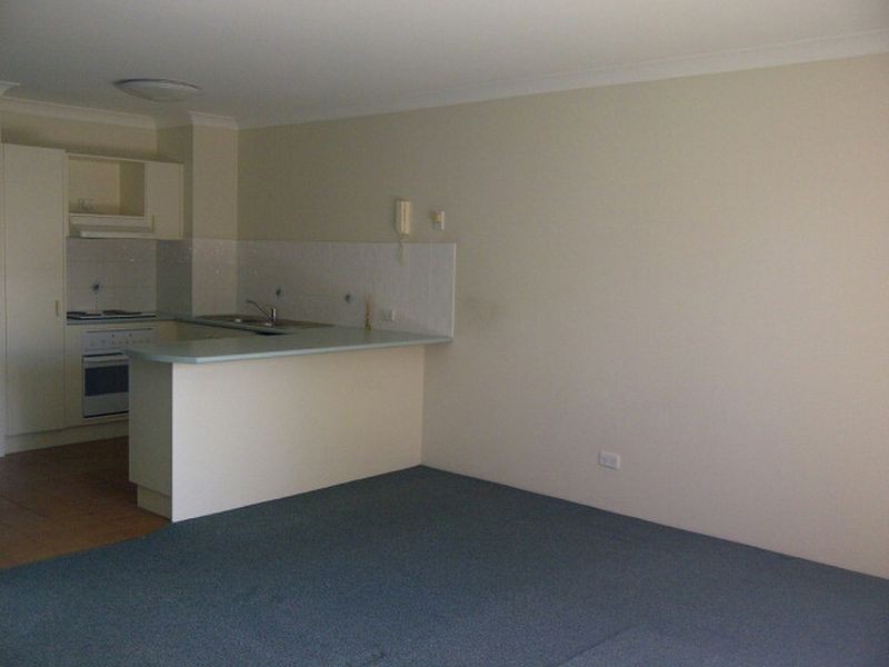 48/45 Pohlman Street, Southport QLD 4215