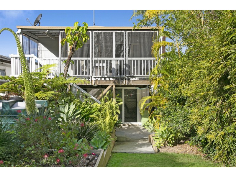 11 Percy Street, Southport QLD 4215