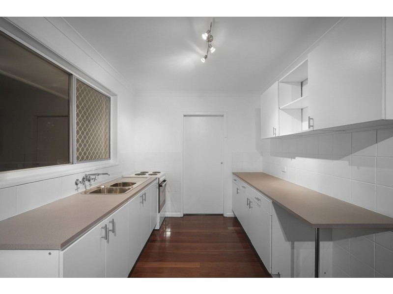 34 Alma Street, Southport QLD 4215