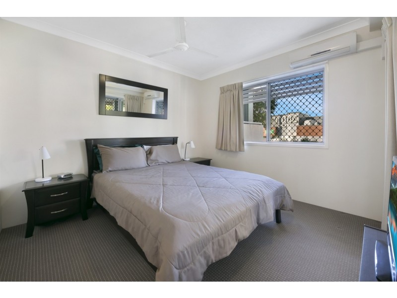 12/52-58 Queen Street, Southport QLD 4215