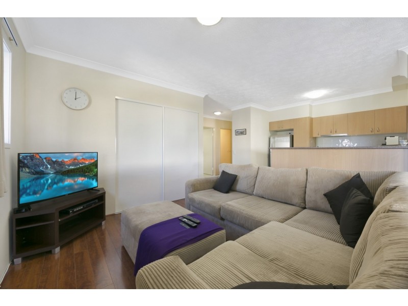 12/52-58 Queen Street, Southport QLD 4215