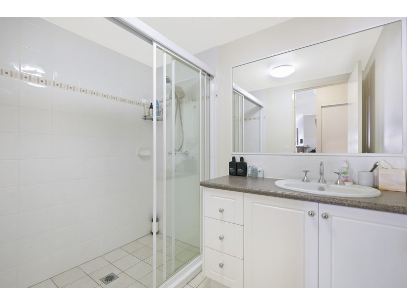 12/52-58 Queen Street, Southport QLD 4215