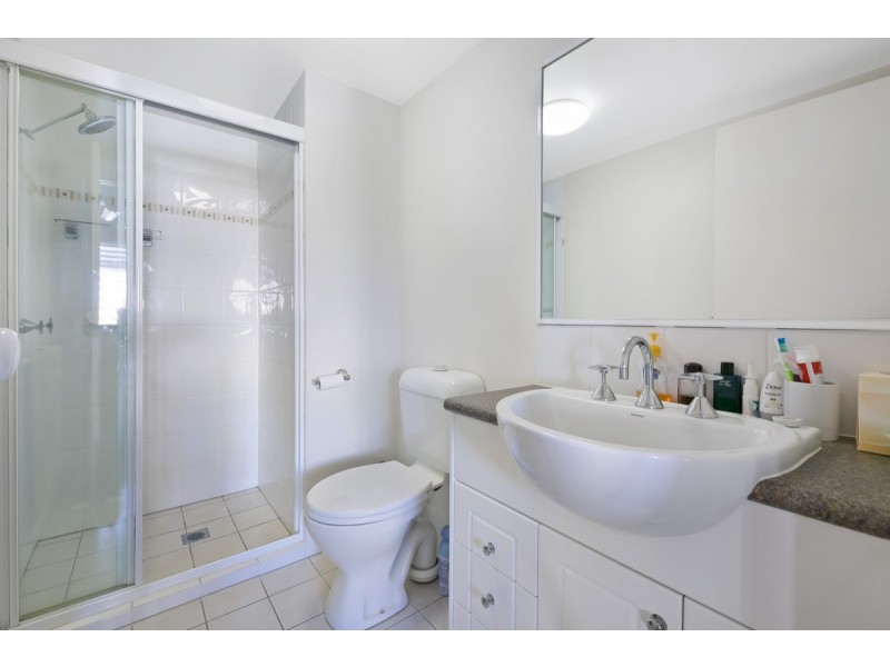 12/52-58 Queen Street, Southport QLD 4215