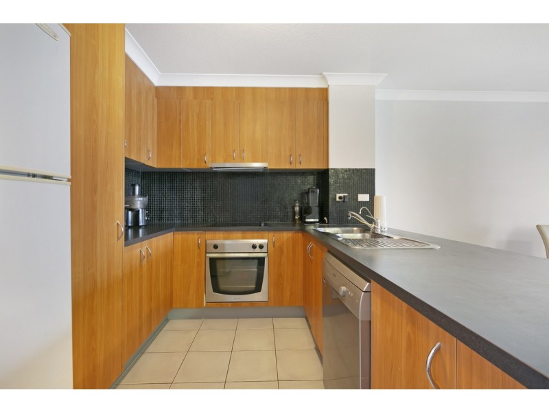 702/33 Clark Street, Biggera Waters QLD 4216