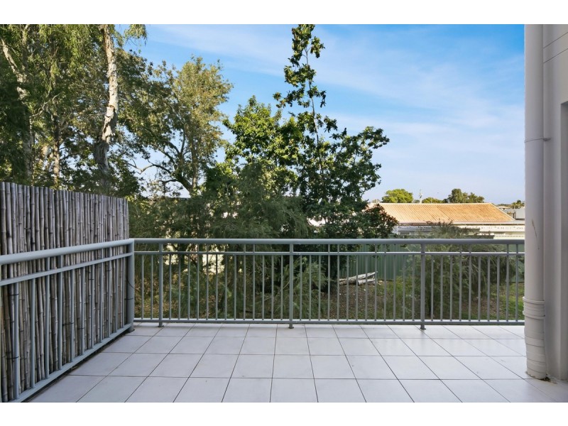 702/33 Clark Street, Biggera Waters QLD 4216
