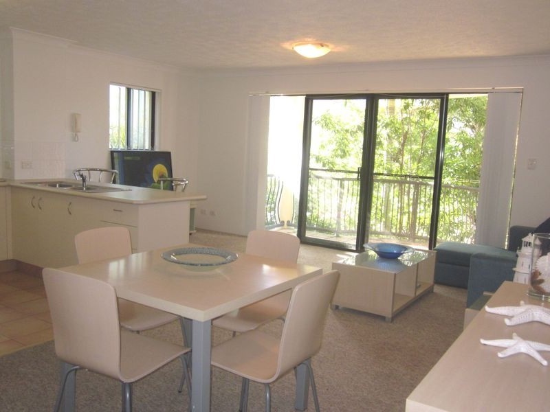 27/16 Waverley Street, Southport QLD 4215