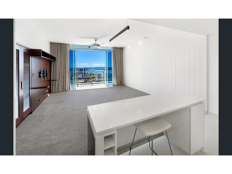 33809/9 Lawson Street, Southport QLD 4215
