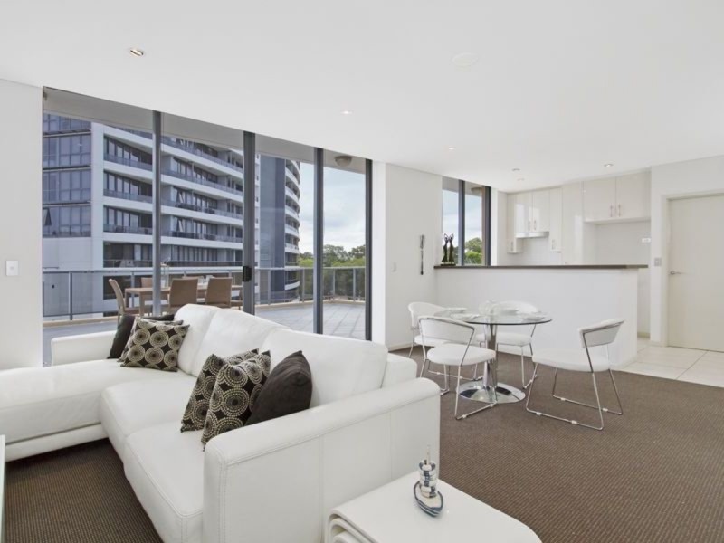 619/1-3 Aqua Street, Southport QLD 4215