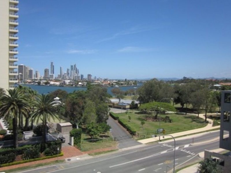 619/1-3 Aqua Street, Southport QLD 4215