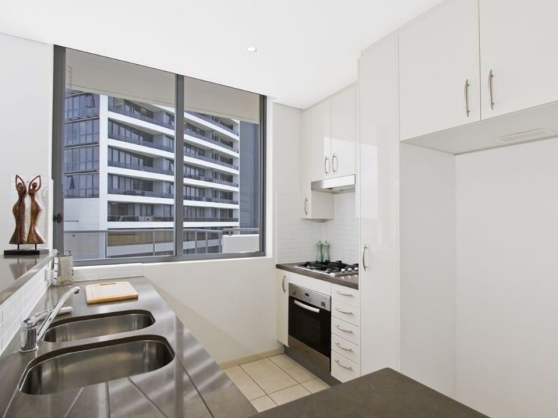 619/1-3 Aqua Street, Southport QLD 4215