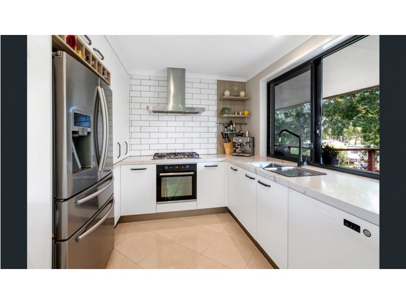 23 Lavinia Street, Southport QLD 4215