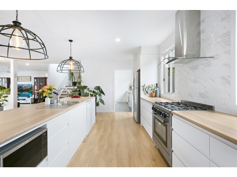 1 Schilling Avenue, Southport QLD 4215