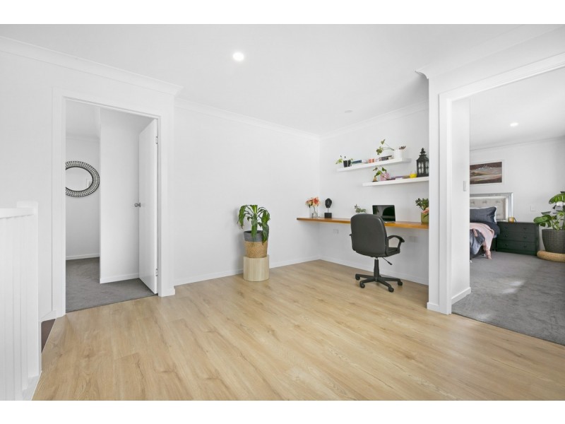 1 Schilling Avenue, Southport QLD 4215