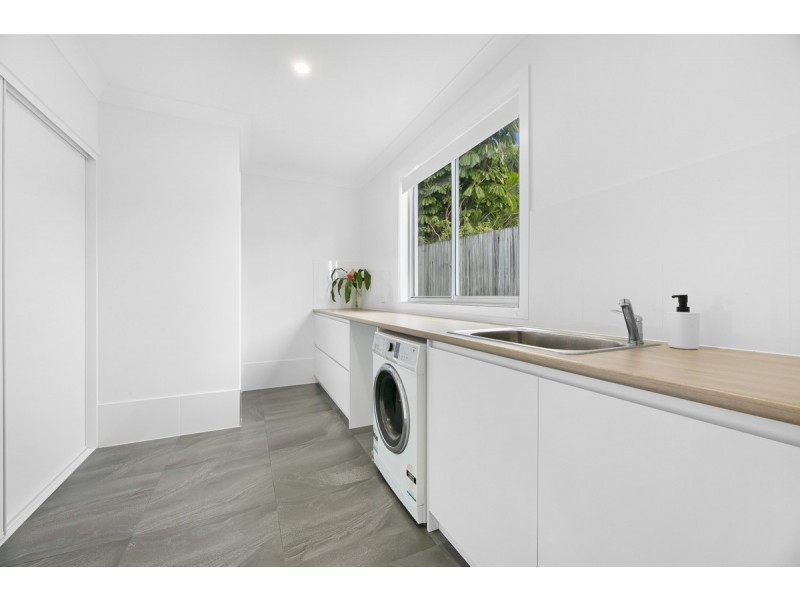 1 Schilling Avenue, Southport QLD 4215