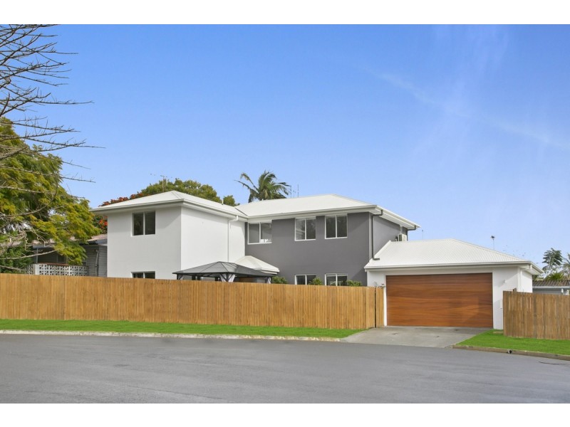 1 Schilling Avenue, Southport QLD 4215