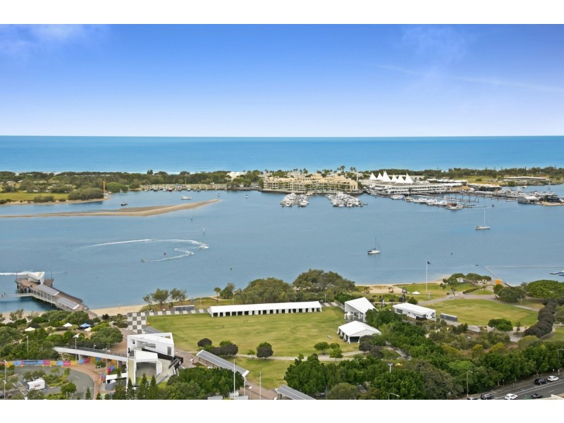 300/105 Scarborough Street, Southport QLD 4215