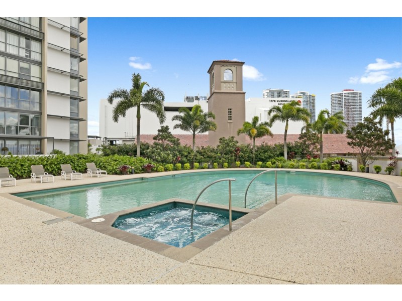 300/105 Scarborough Street, Southport QLD 4215