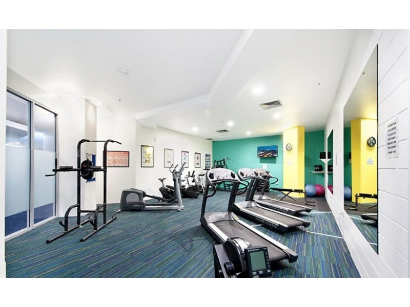 300/105 Scarborough Street, Southport QLD 4215