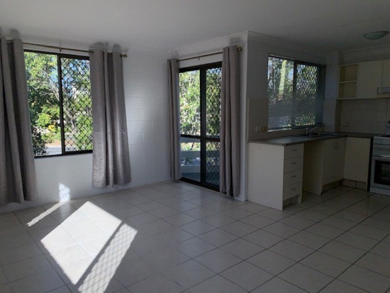 3/151 High Street, Southport QLD 4215