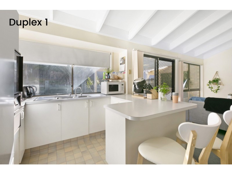 1 & 2/198 Olsen Avenue, Arundel QLD 4214