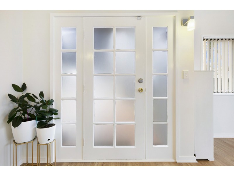 33 Boronia Drive, Southport QLD 4215