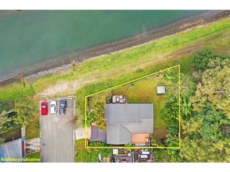 33 Boronia Drive, Southport QLD 4215