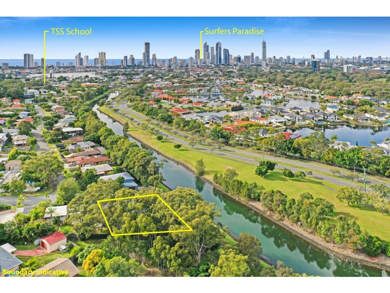 33 Boronia Drive, Southport QLD 4215