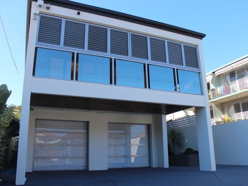 1/27 Lenneberg Street, Southport QLD 4215