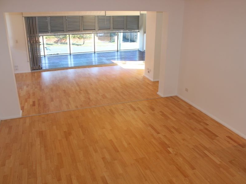 1/27 Lenneberg Street, Southport QLD 4215