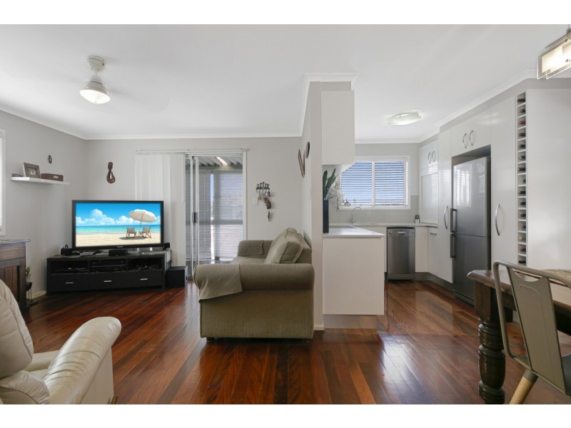 11 Percy Street, Southport QLD 4215