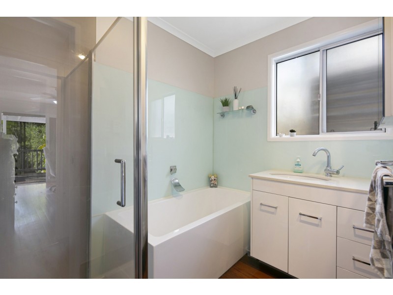 11 Percy Street, Southport QLD 4215