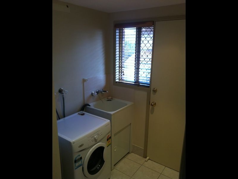 6/50 Pohlman Street, Southport QLD 4215