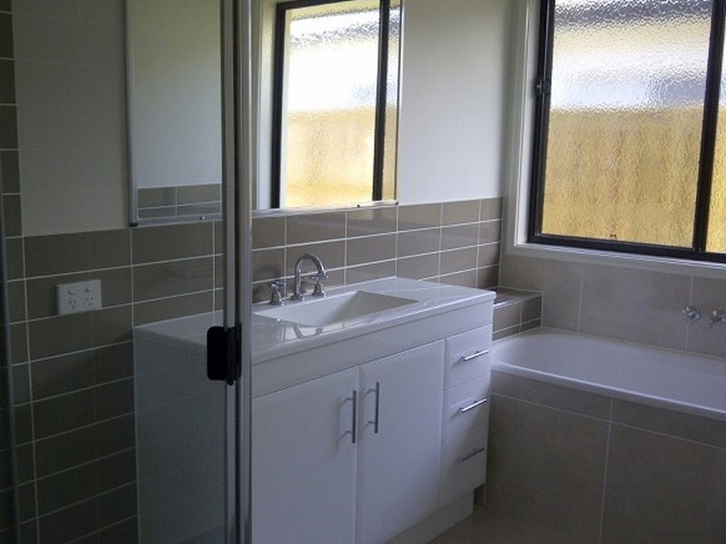 3 Bindarin, Upper Coomera QLD 4209