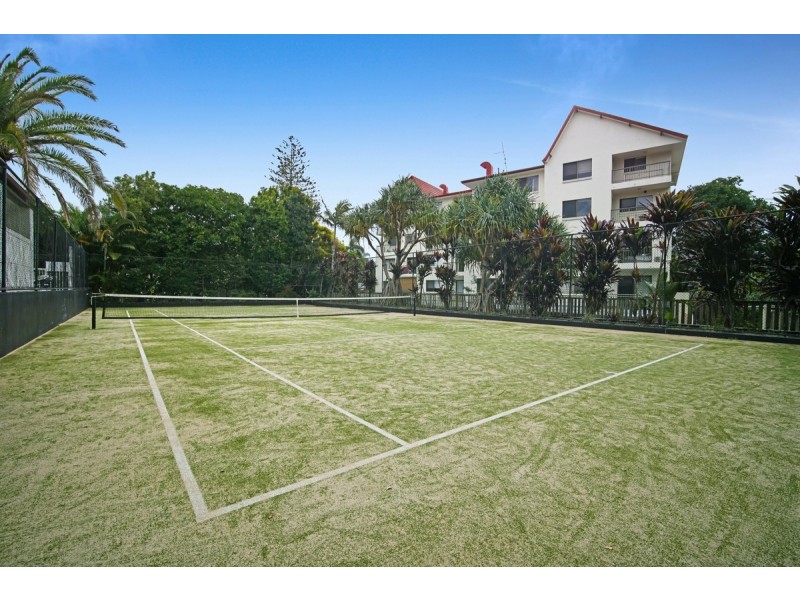 87/210-218 Surf Parade, Surfers Paradise QLD 4217