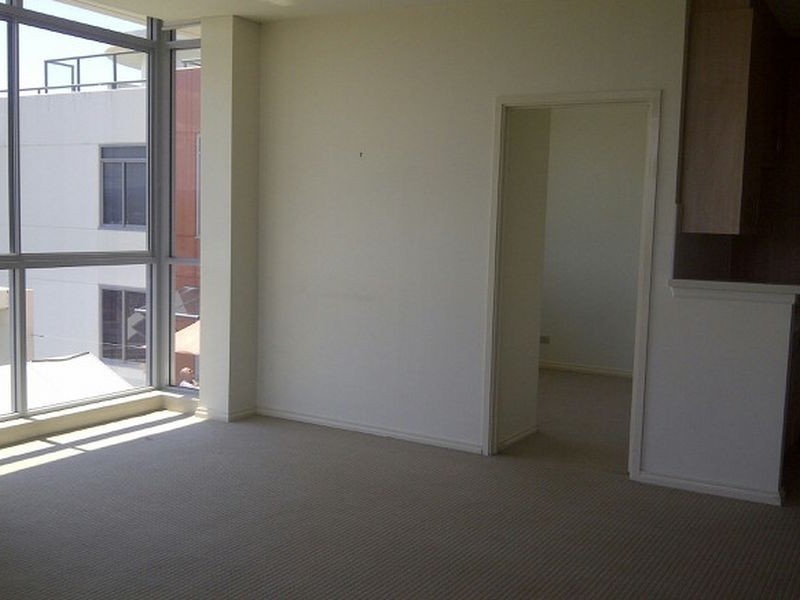 1114/3 Como Crescent, Southport QLD 4215