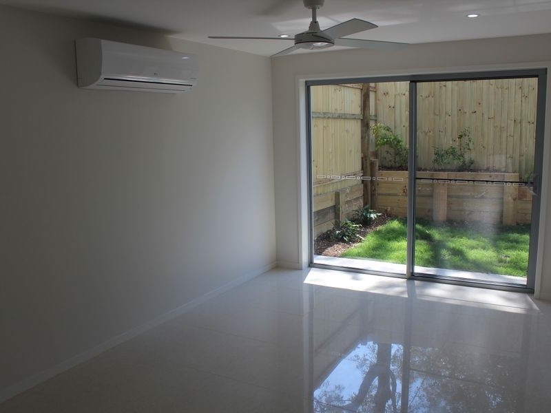 2/9-11 Deauville Drive, Southport QLD 4215