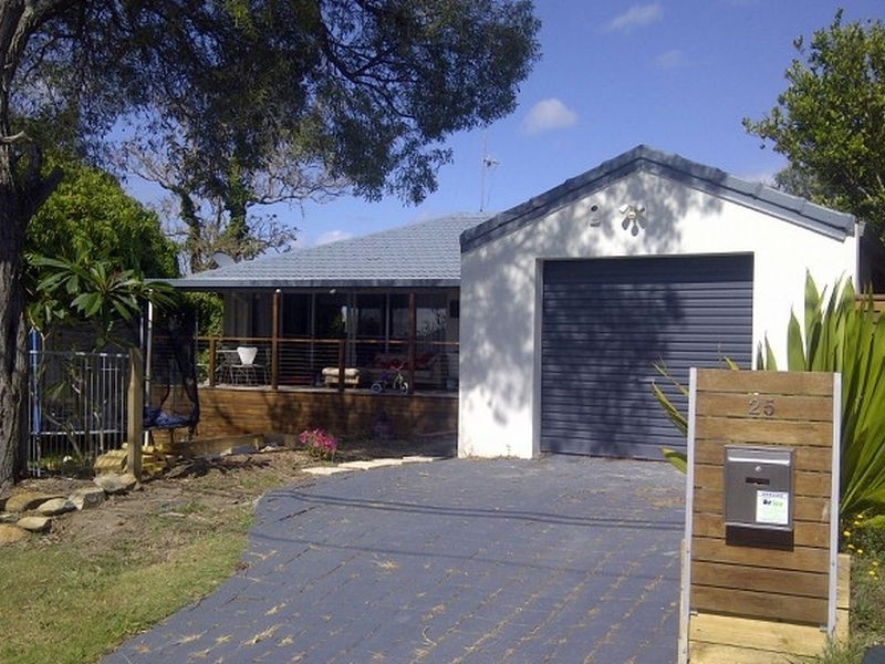 25 Magnolia Drive, Southport QLD 4215