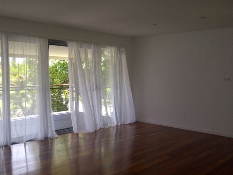 25 Magnolia Drive, Southport QLD 4215