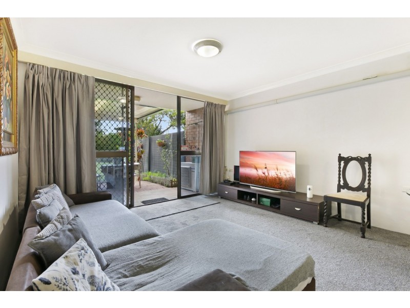 2/164 High Street, Southport QLD 4215