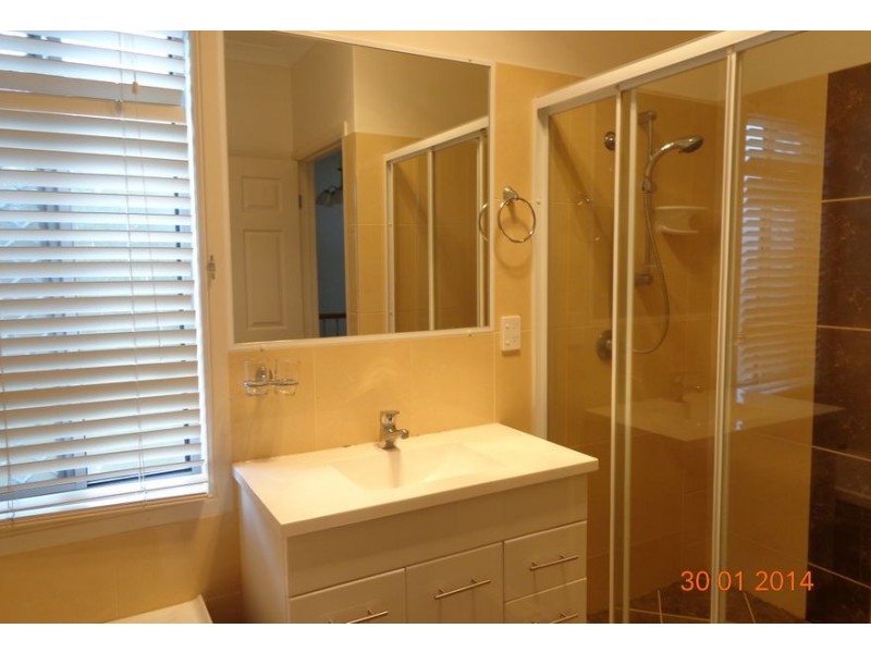 2/81 Pohlman Street, Southport QLD 4215