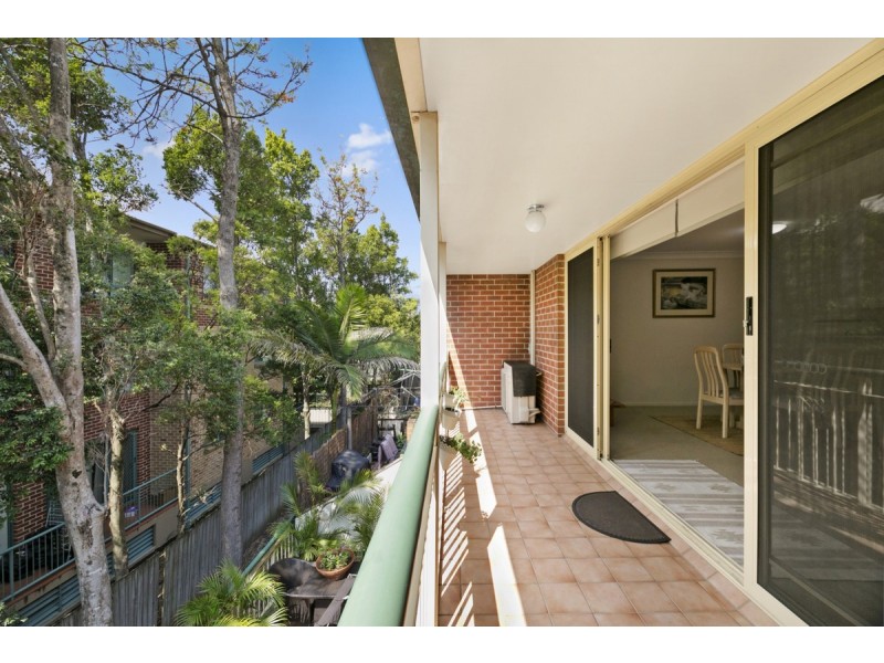 24/51 Pohlman Street, Southport QLD 4215