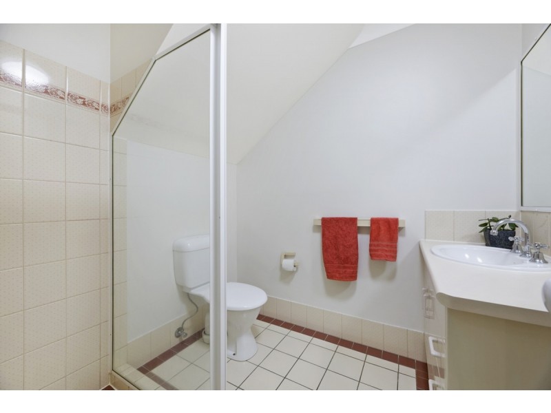24/51 Pohlman Street, Southport QLD 4215